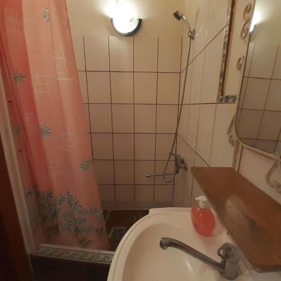 Viesu Nams "Laimes Pakavs" Hotel Straupe Kültér fotó