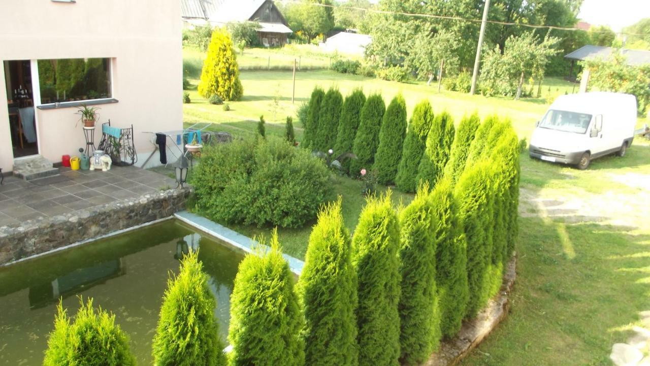 Viesu Nams "Laimes Pakavs" Hotel Straupe Kültér fotó