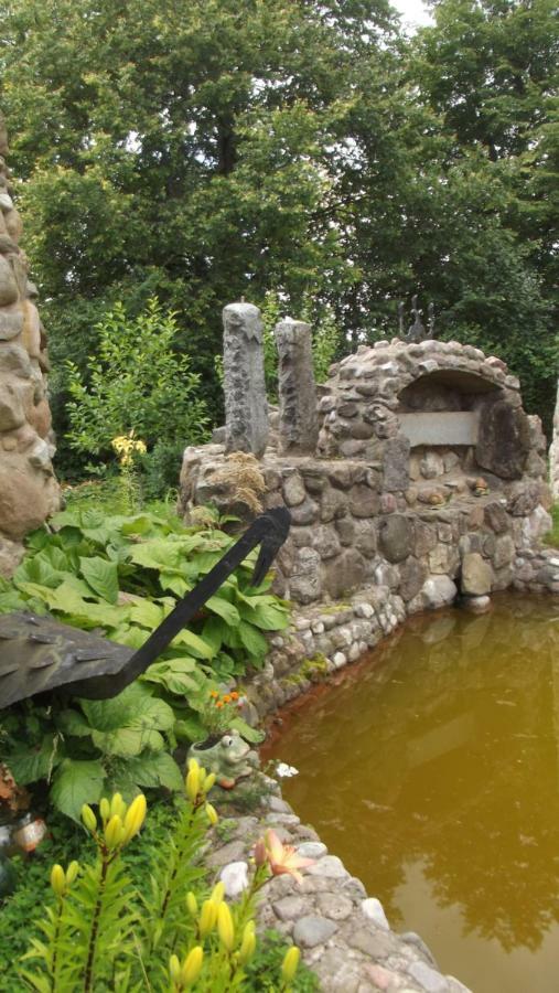 Viesu Nams "Laimes Pakavs" Hotel Straupe Kültér fotó